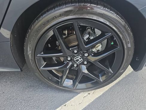 Used 2024 Honda Civic Sport image 33