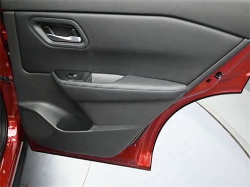 New 2026 Nissan Rogue SV image 27