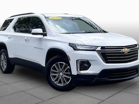 Used 2023 Chevrolet Traverse LT FWD image 3