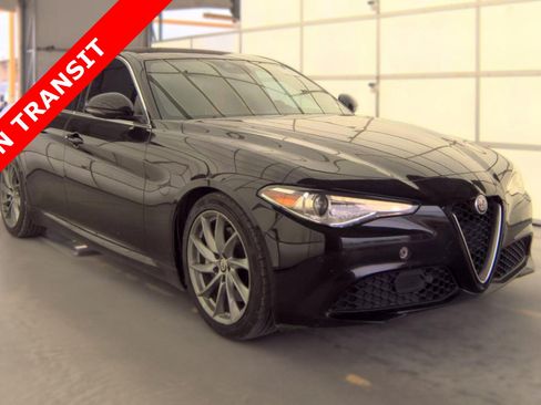 Used 2021 Alfa Romeo Giulia Sprint w/ Active Assist 1 Package RWD image 5