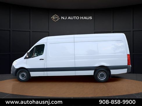 Used 2023 Mercedes-Benz Sprinter 2500 image 6