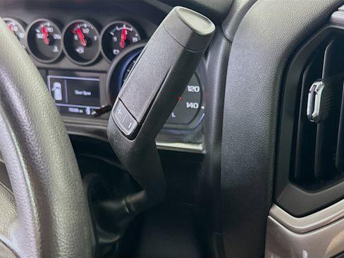 Used 2020 Chevrolet Silverado 1500 Custom w/ Custom Value Package RWD image 19