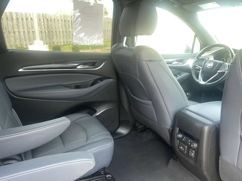 Used 2024 Buick Enclave Premium AWD/4WD image 42