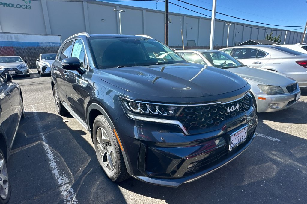 Used 2023 Kia Sorento EX FWD image 2