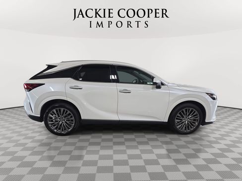 Used 2024 Lexus RX 350 FWD w/ Convenience Package image 4