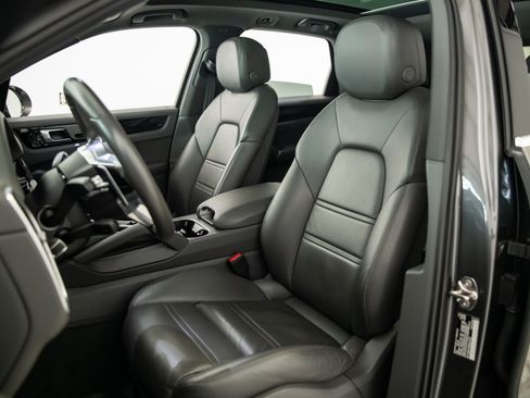 Used 2019 Porsche Cayenne S AWD/4WD image 13