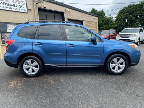 Used 2015 Subaru Forester 2.5i Premium w/ All-Weather Package AWD/4WD image 2
