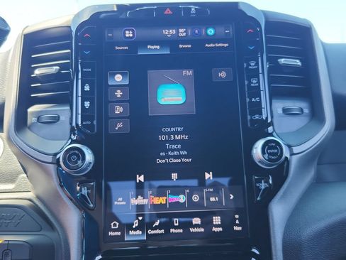 New 2026 RAM 3500 Tradesman AWD/4WD image 16