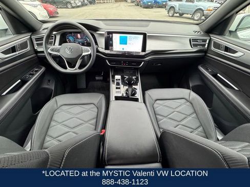 Certified 2025 Volkswagen Atlas Cross Sport SE w/ Black Wheel Package image 14