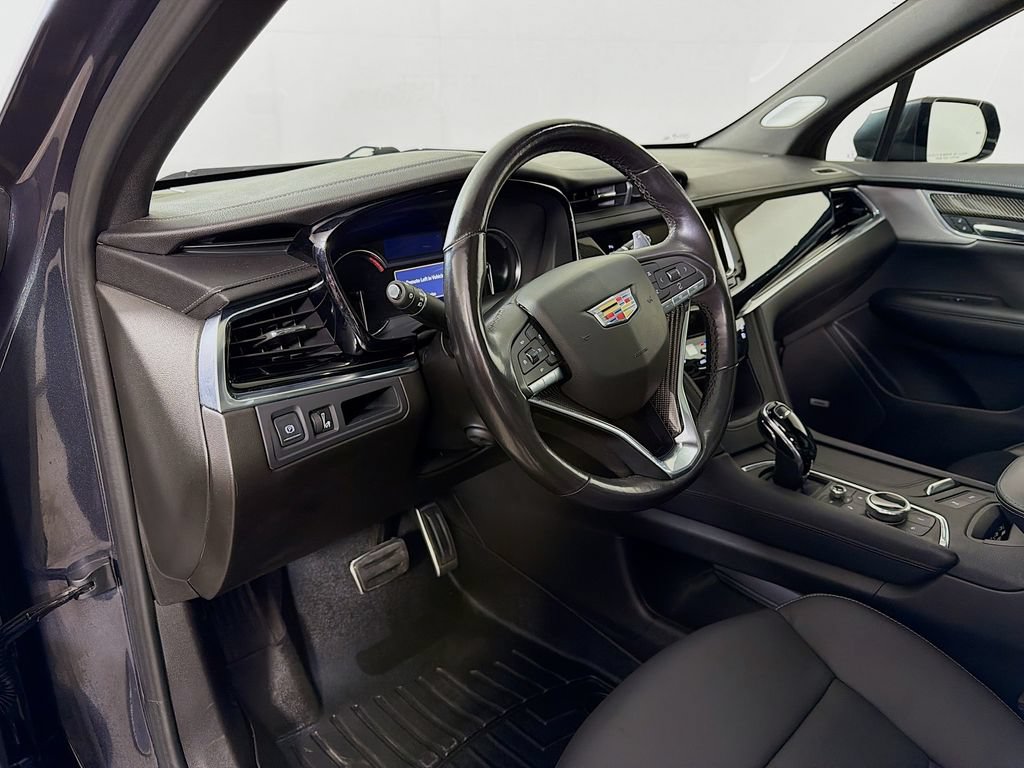 Used 2023 Cadillac XT6 Sport AWD/4WD image 10