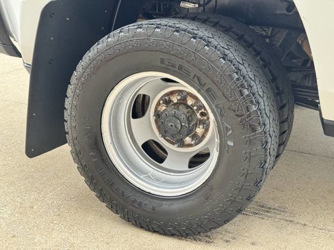 Used 2022 RAM 3500 Tradesman AWD/4WD image 38