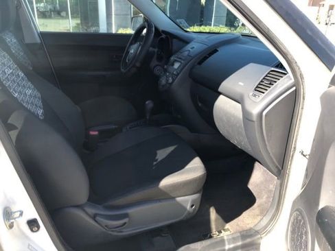 Used 2010 Kia Soul + image 31