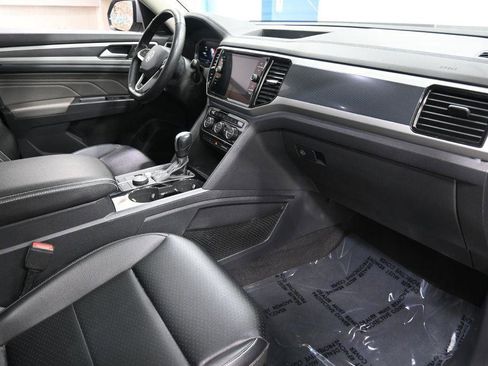 Used 2022 Volkswagen Atlas SEL R-Line AWD/4WD image 23