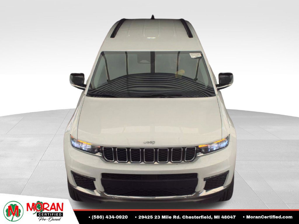 Used 2023 Jeep Grand Cherokee L Limited AWD/4WD image 2