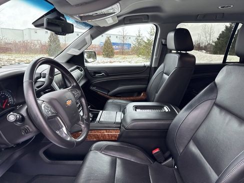 Used 2019 Chevrolet Tahoe Premier w/ RST 6.2L Performance Edition image 18