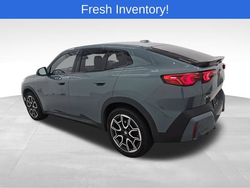 Certified 2025 BMW X2 xDrive28i AWD/4WD image 6