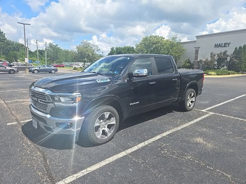 Used 2021 RAM 1500 Laramie AWD/4WD image 6