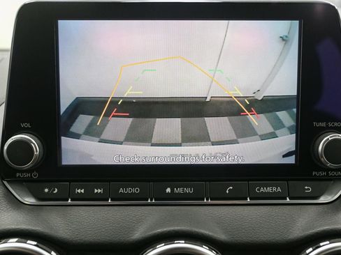 Used 2020 Nissan Sentra SV FWD image 29
