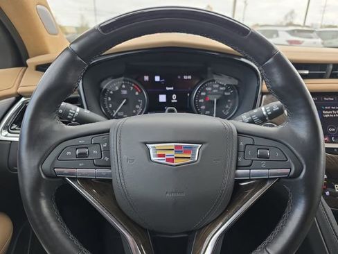 Used 2024 Cadillac XT6 Premium Luxury w/ Platinum Package image 19