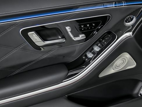 Used 2024 Mercedes-Benz S 63 AMG S image 18