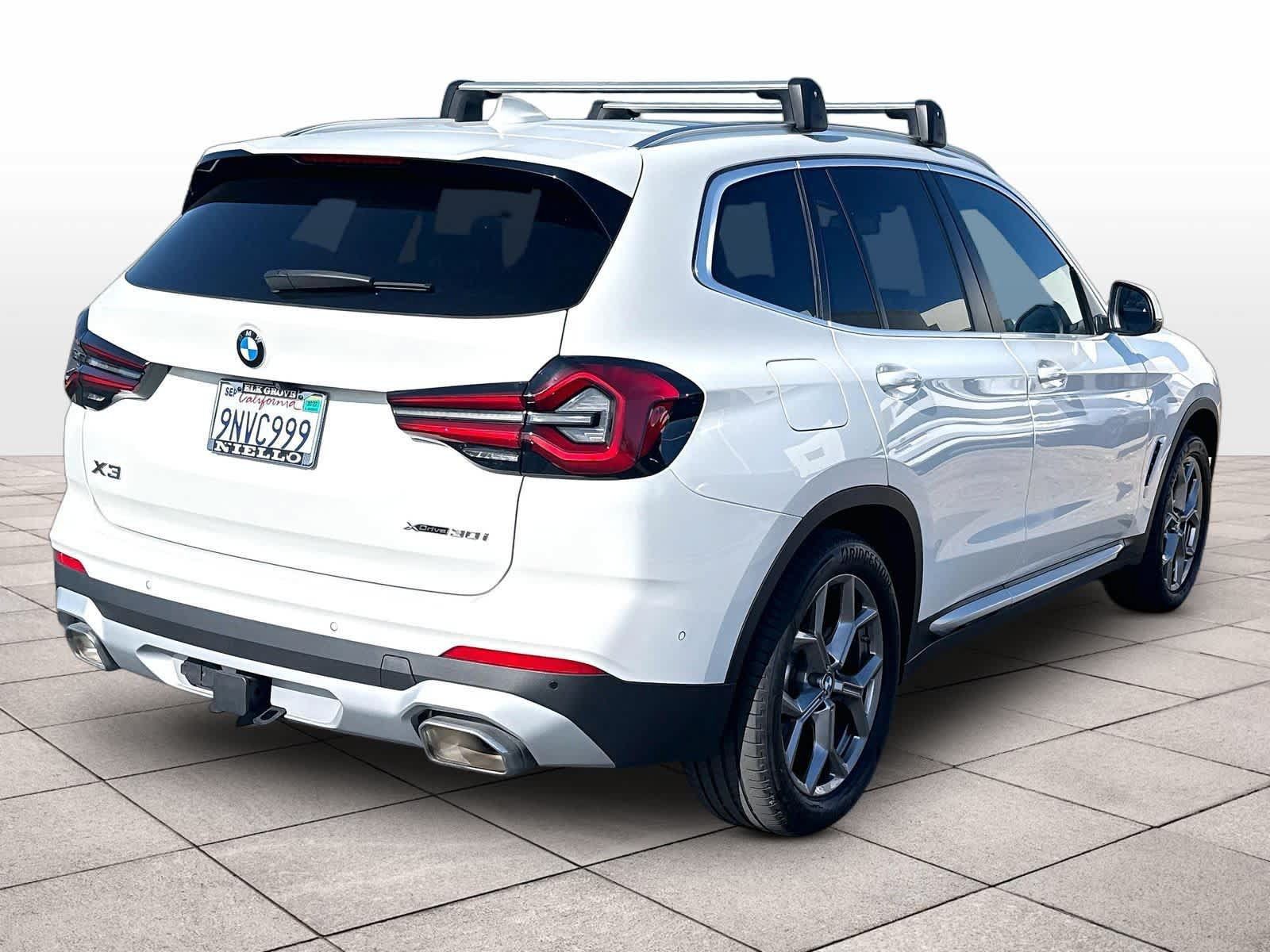 Used 2024 BMW X3 xDrive30i w/ Premium Package w/ZPA AWD/4WD image 9