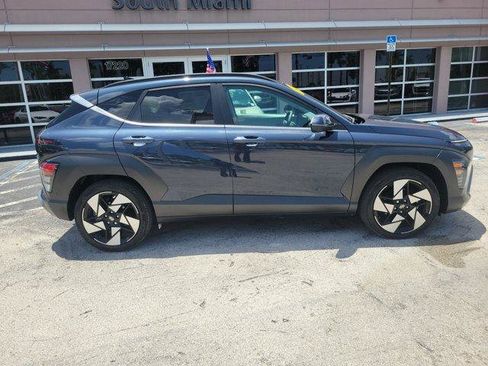 Used 2024 Hyundai Kona Limited FWD image 8