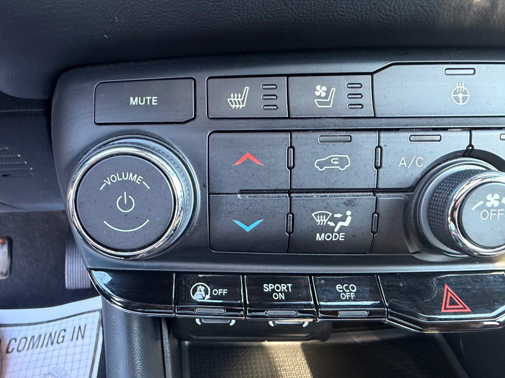 Used 2024 Dodge Durango GT AWD/4WD image 8