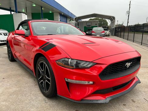 Used 2020 Ford Mustang Premium image 8