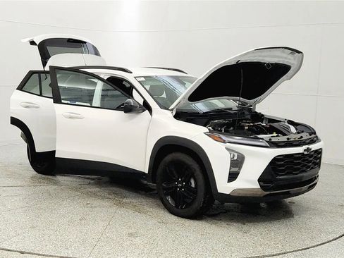 Used 2025 Chevrolet Trax ACTIV w/ Driver Confidence Package image 9