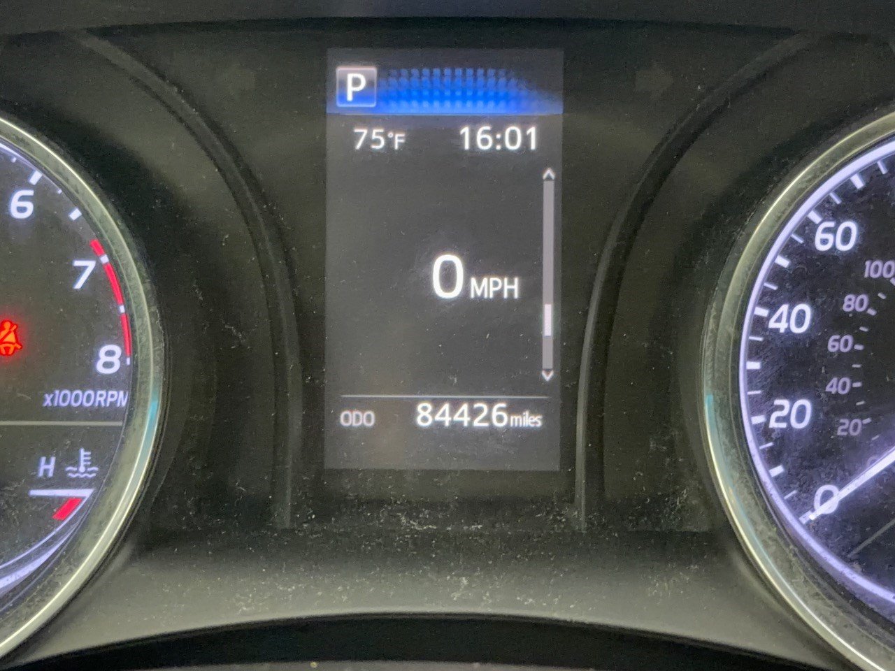 Used 2020 Toyota Camry LE FWD image 26