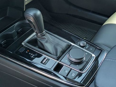 Certified 2025 MAZDA CX-30 AWD 2.5 S w/ Preferred Package image 21