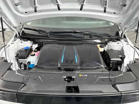 Used 2024 Hyundai Ioniq 5 SEL image 40