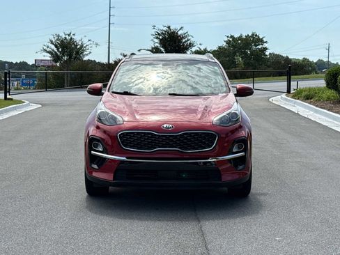 Used 2021 Kia Sportage EX w/ EX Technology Package FWD image 8
