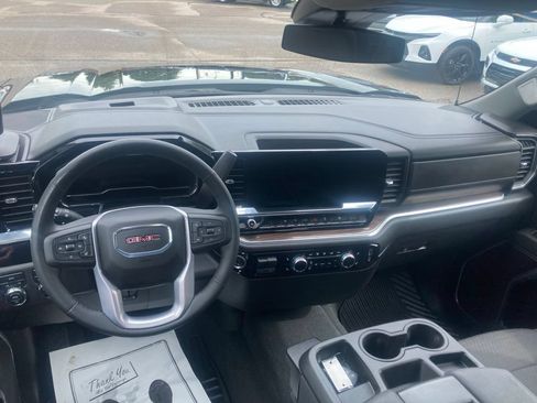 Certified 2025 GMC Sierra 1500 Elevation AWD/4WD image 14
