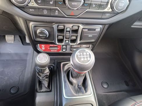 New 2026 Jeep Wrangler Unlimited Rubicon AWD/4WD image 20
