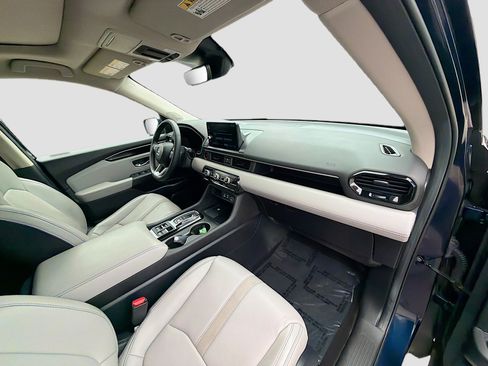 Certified 2024 Honda Pilot Touring image 33