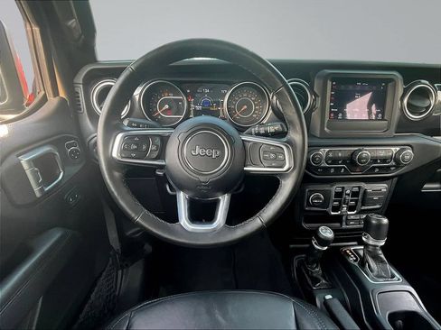 Used 2021 Jeep Wrangler Unlimited Sahara AWD/4WD image 10