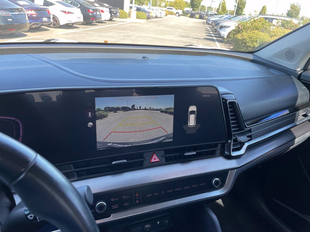 Used 2024 Kia Sportage EX FWD image 16