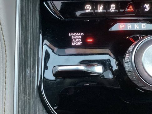 Used 2022 Jeep Wagoneer Series II w/ Premium Group I image 66