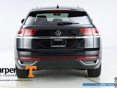 Used 2023 Volkswagen Atlas Cross Sport SE FWD image 8
