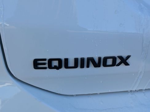 Used 2023 Chevrolet Equinox RS image 27