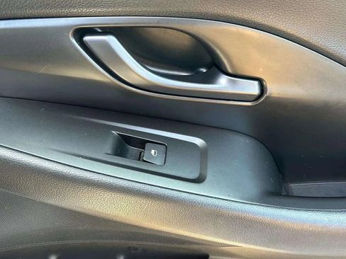 Used 2019 Hyundai Elantra GT N Line image 25