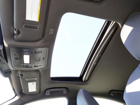 Used 2023 Lexus IS 350 F Sport w/ Navigation Package image 23