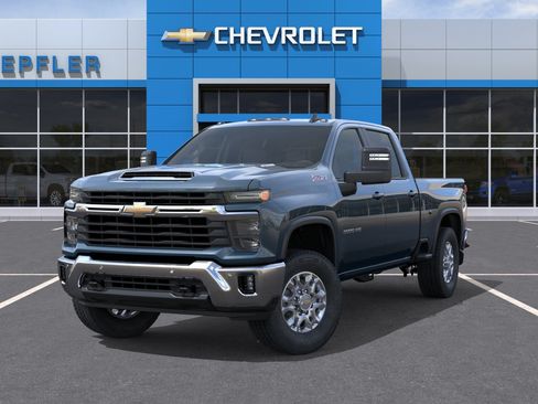 New 2026 Chevrolet Silverado 2500 LT w/ All Star Edition AWD/4WD image 6