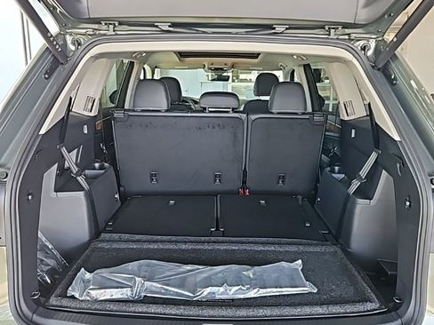 New 2026 Volkswagen Atlas SE FWD image 21