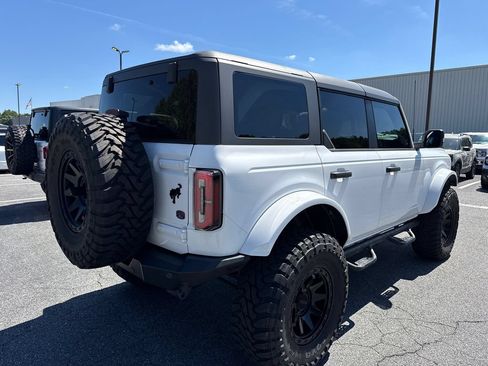 Used 2023 Ford Bronco Badlands w/ Sasquatch Package AWD/4WD image 7