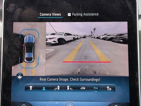 Used 2024 Mercedes-Benz GLC 300 4MATIC image 13