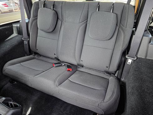 Used 2023 Jeep Wrangler Sport AWD/4WD image 31