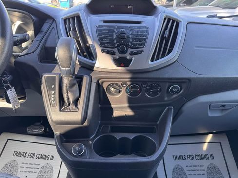 Used 2018 Ford Transit 350 XLT image 29