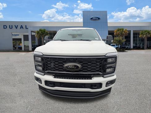 New 2026 Ford F250 Lariat w/ Black Appearance Package image 8